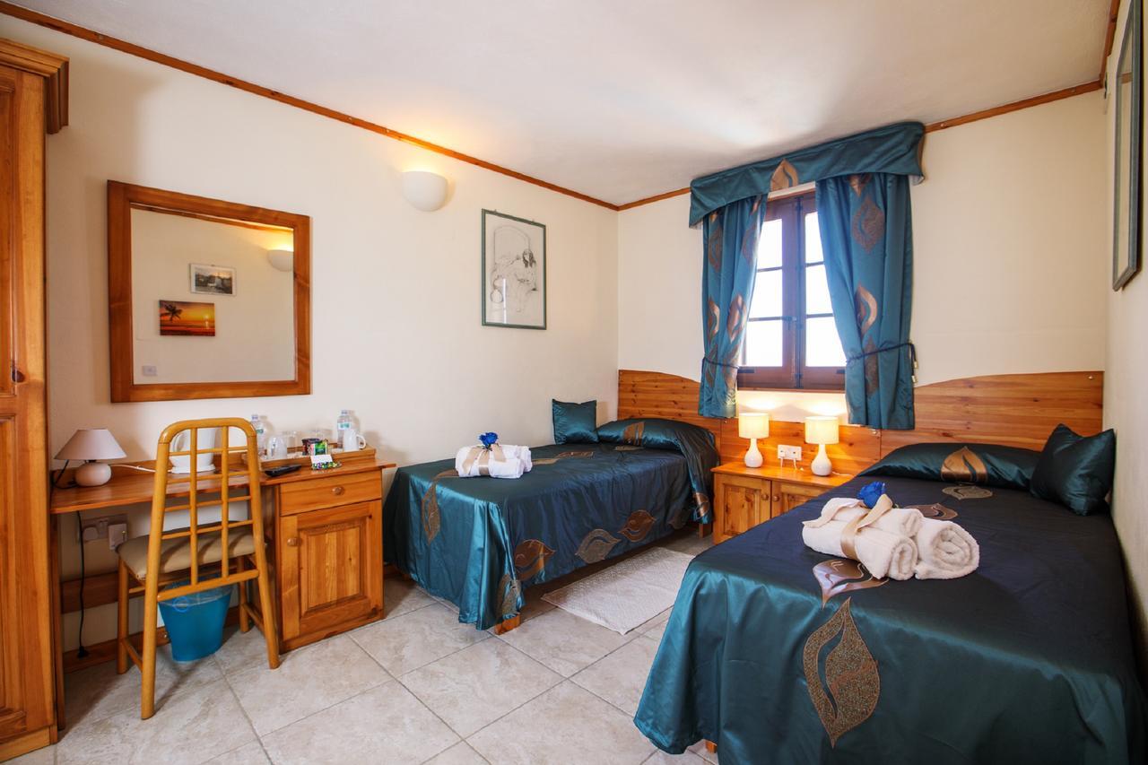 Bed and Breakfast L'Ghorfa Xagħra Esterno foto